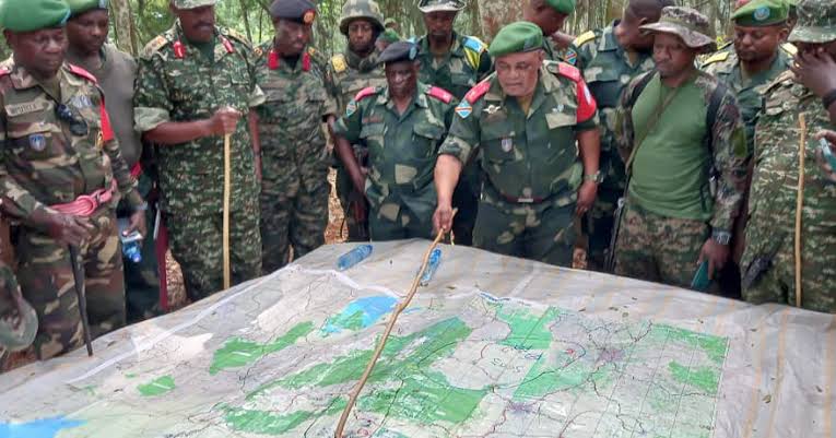 Beni : La coalition FARDC-UPDF pilonne les positions ADF dans les environs de Bulongo et Karuruma