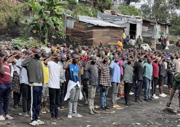 Goma : Les 3000 jeunes qui viennent de rejoindre l’armée reçoivent les encouragements du général Shiko Tshitambwe