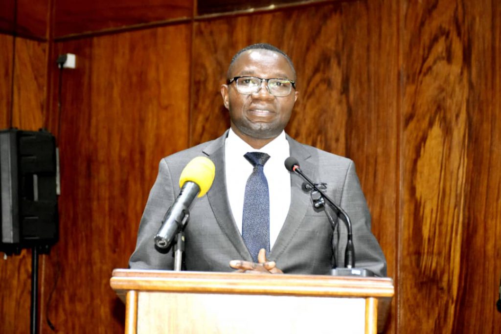 Kinshasa : Couronnement de 94 Officiers FARDC, Julien Paluku prêche la loyauté et la discipline