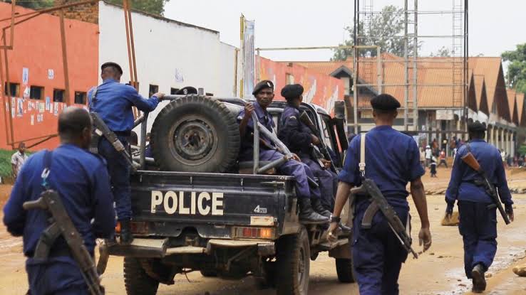 Kasindi : La police annonce la traque des vendeurs des boissons fortement alcoolisées importées de l’Ouganda