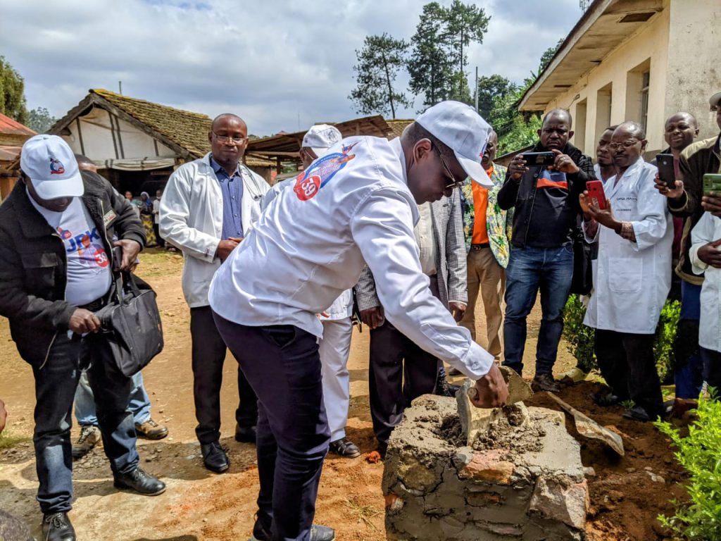 Nord-Kivu : La Fondation Julien Paluku lance les travaux de construction d’une maternité moderne à Lubero