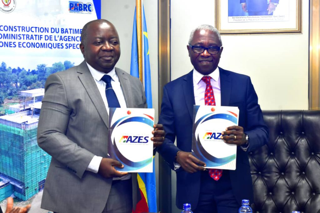 Kinshasa : L’AZES et la SOCITEQ signent le contrat d’aménagement de la ZES de Musienene