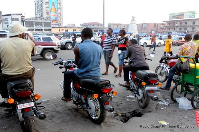 Kinshasa : Interdiction de circulation des motos à Gombe, les taximen ne décolèrent pas