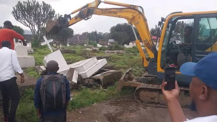 Goma : Spoliation des cimetières, une délégation des élus nationaux reçue par le gouverneur Peter Cirimwami
