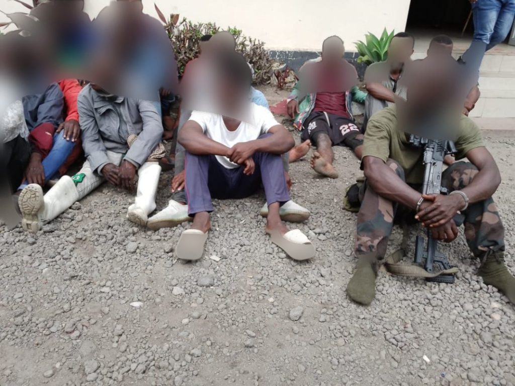 Goma : Présentation de 14 présumés criminels dont deux militaires FARDC par la Police