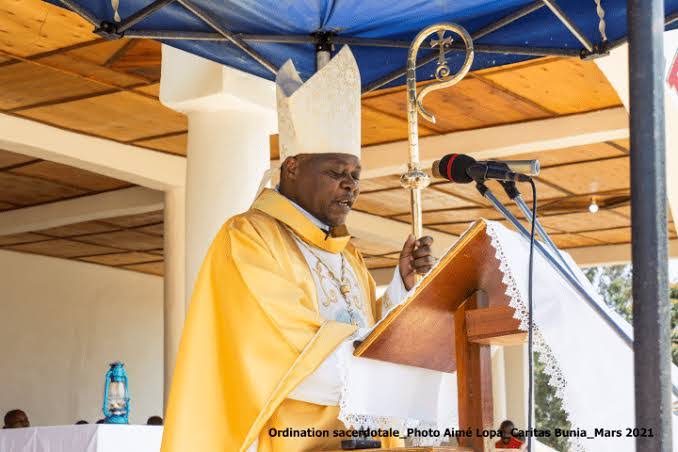 Ituri : Mgr Dieudonné Uringi appelle les jeunes à être ambassadeurs de la paix en diocèse de Bunia