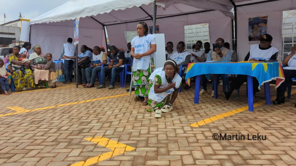 Butembo : Des victimes de la poliomyélite encouragent les parents à faire vacciner leurs enfants